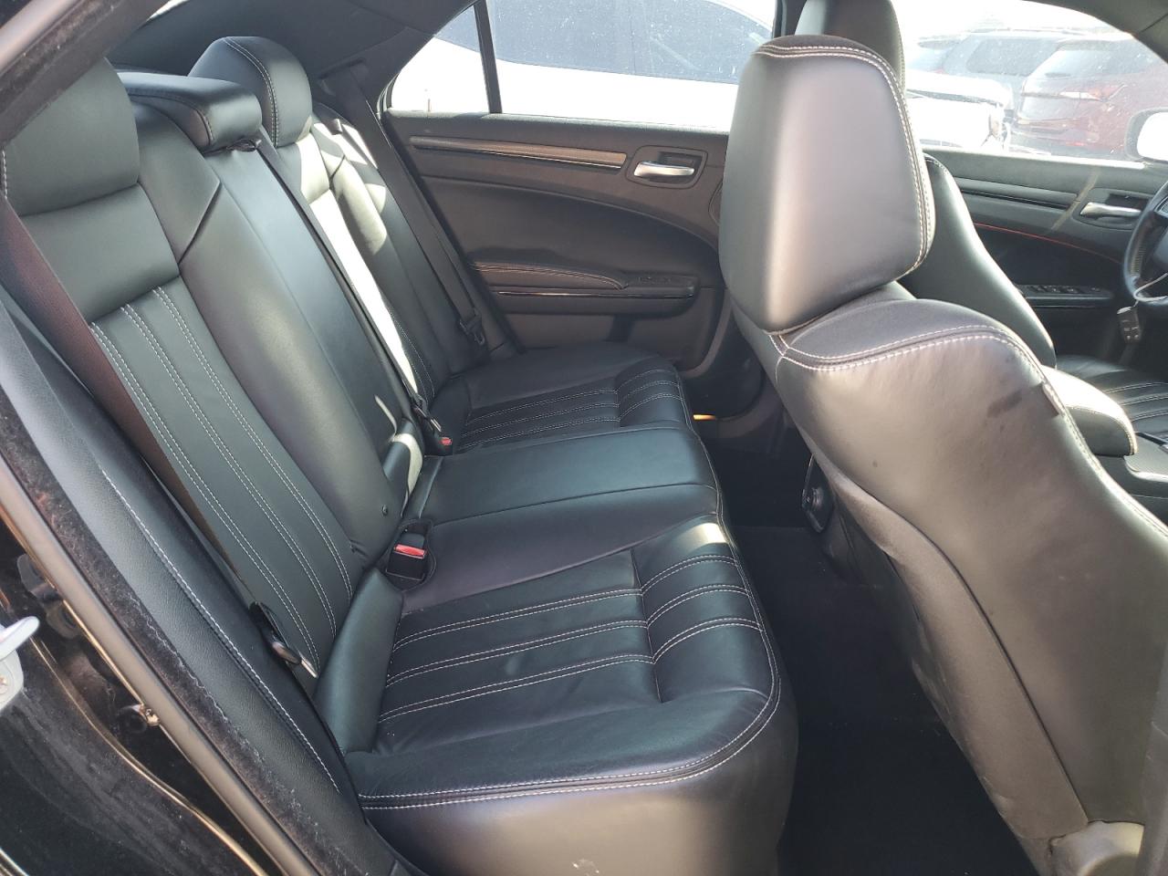 2014 Chrysler 300 S VIN: 2C3CCABG2EH373276 Lot: 83974445