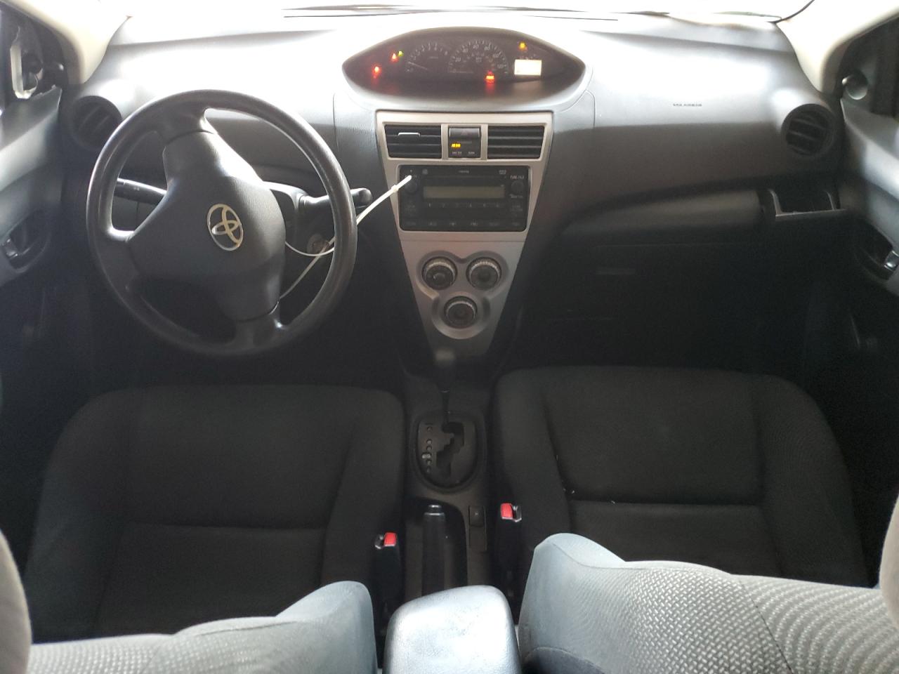 2011 Toyota Yaris VIN: JTDBT4K35B1410711 Lot: 84932145
