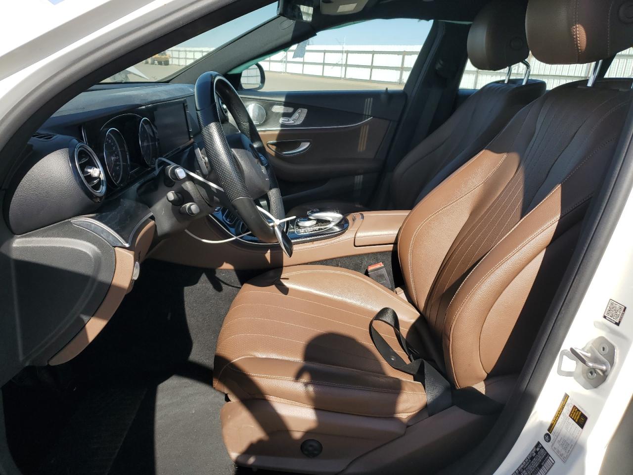 2017 Mercedes-Benz E 300 VIN: WDDZF4JBXHA102558 Lot: 85894245