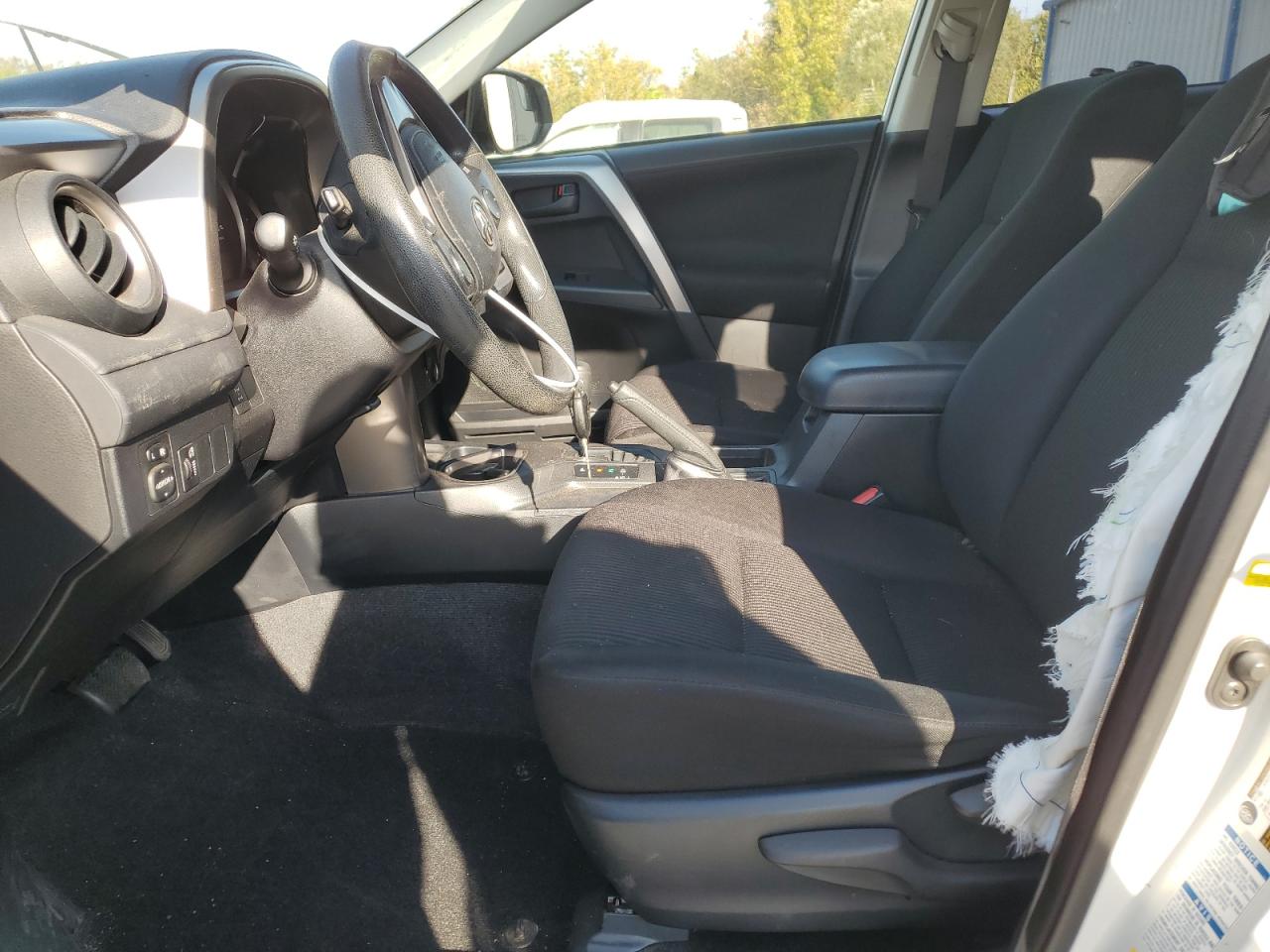 2016 Toyota Rav4 Le VIN: JTMBFREV7GJ078375 Lot: 85640955