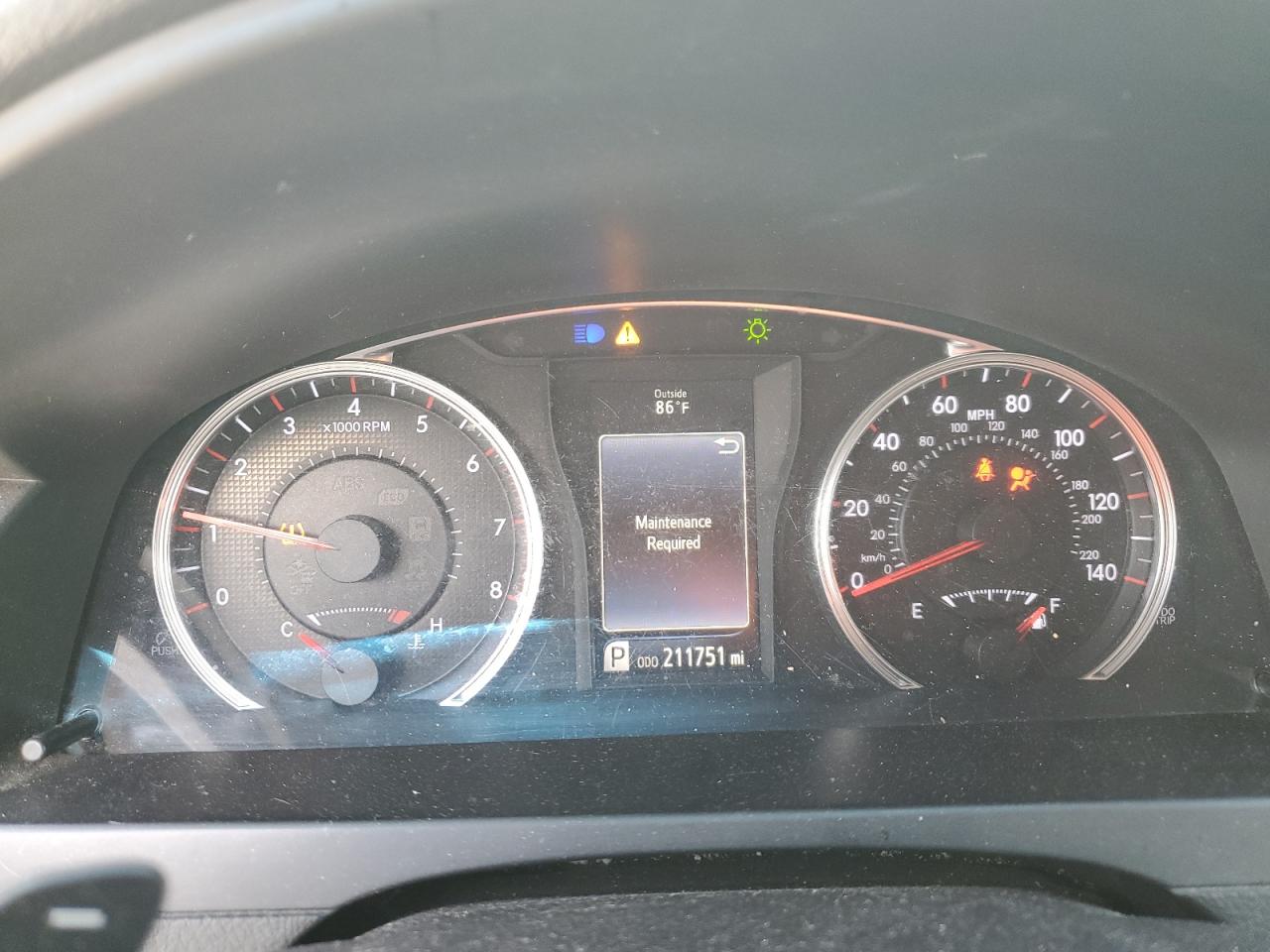 2016 Toyota Camry Le VIN: 4T1BF1FK1GU550621 Lot: 84728605