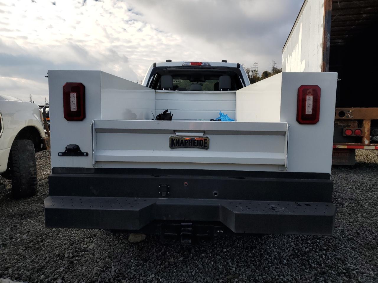 2024 Ford F250 Super Duty Utility / Service Truck VIN: 1FT8W2BT8REF06681 Lot: 90346485