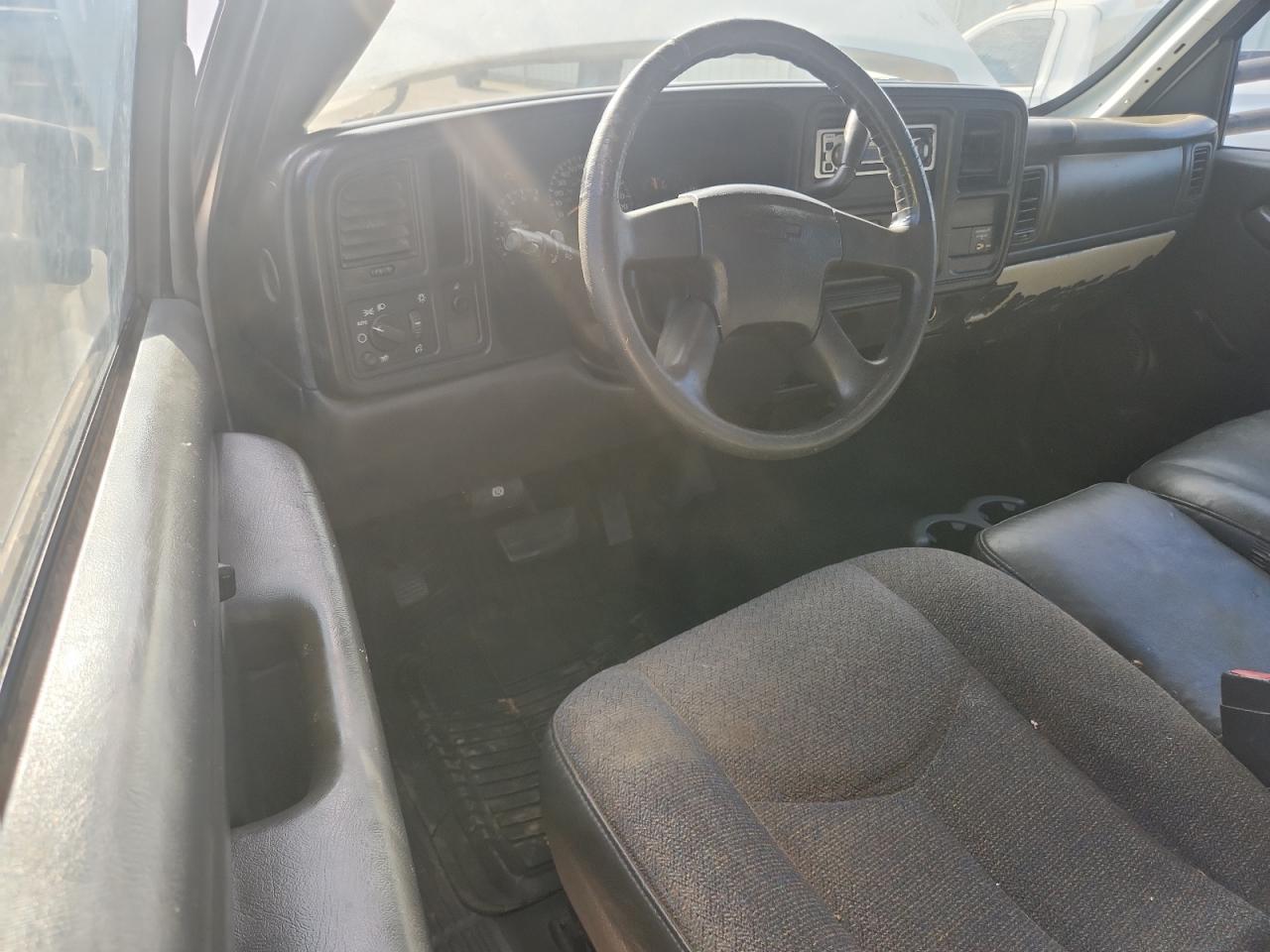2006 Chevrolet Silverado C2500 Heavy Duty VIN: 1GCHC24U36E156029 Lot: 87388295
