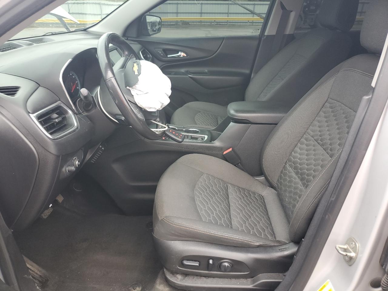2018 Chevrolet Equinox Lt VIN: 2GNAXJEV5J6288141 Lot: 82286175