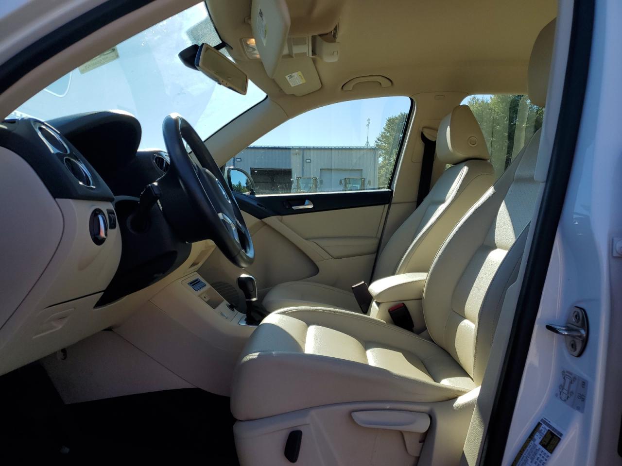 2017 Volkswagen Tiguan S VIN: WVGBV7AX8HK012214 Lot: 86309115