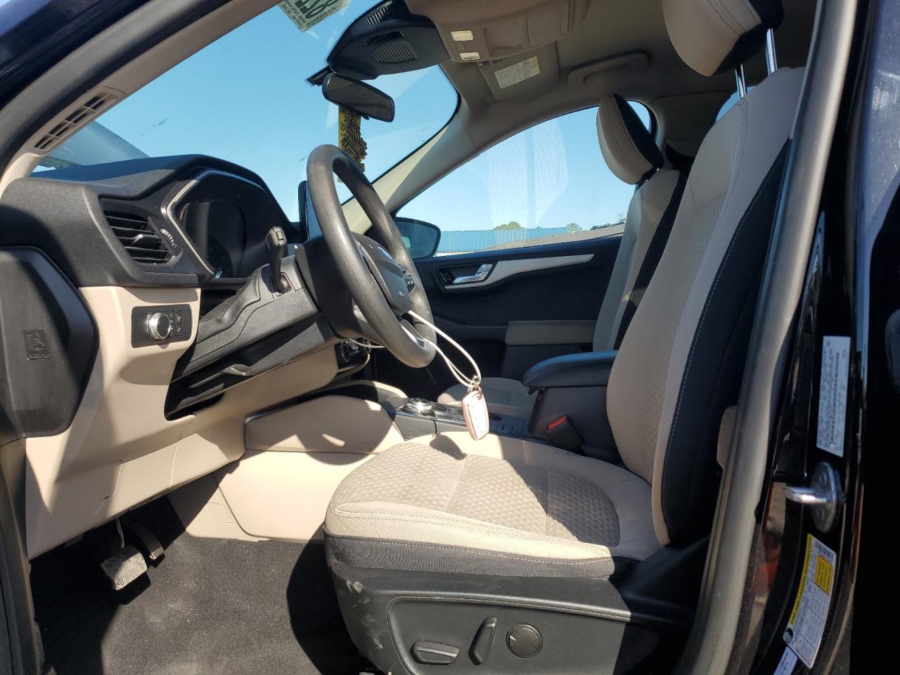 2020 Ford Escape Se VIN: 1FMCU0G68LUA23062 Lot: 82219715