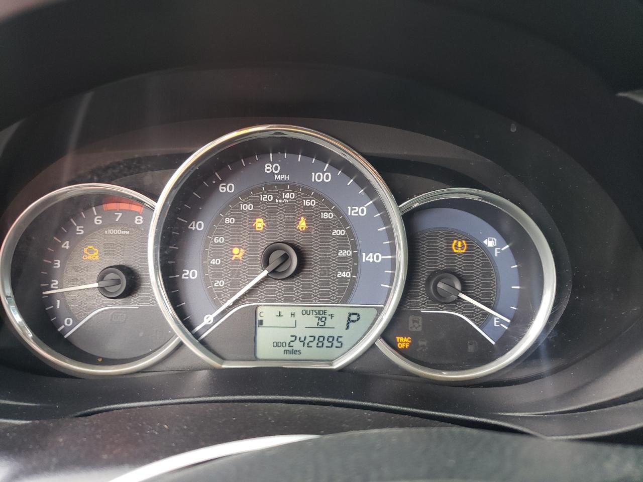 2014 Toyota Corolla L VIN: 5YFBURHE0EP101585 Lot: 82354455