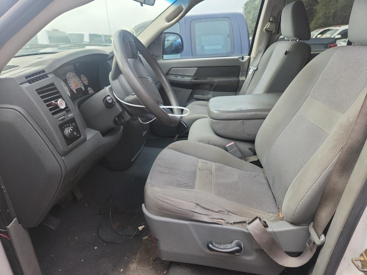 2007 Dodge Ram 1500 St VIN: 1D7HA18217S142017 Lot: 69800055