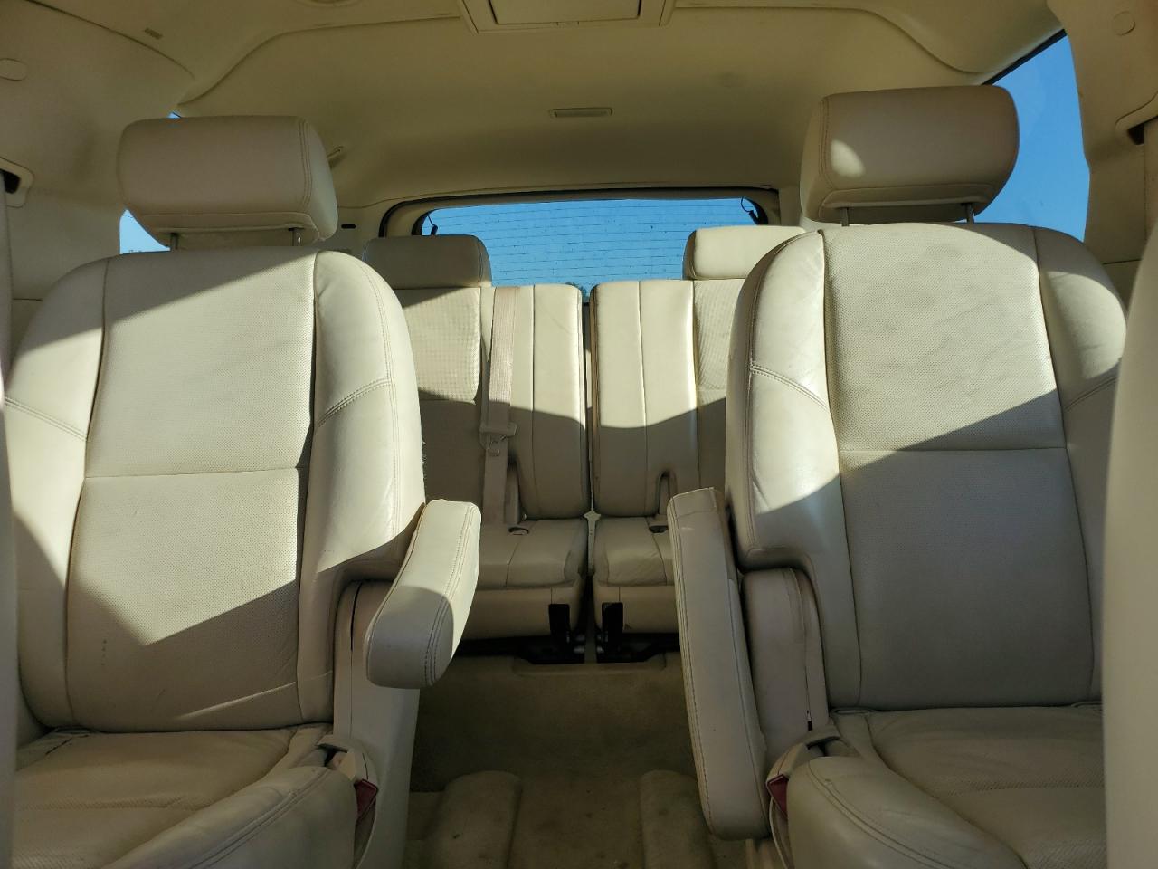 2008 Cadillac Escalade Esv VIN: 1GYFK66878R124823 Lot: 82520895