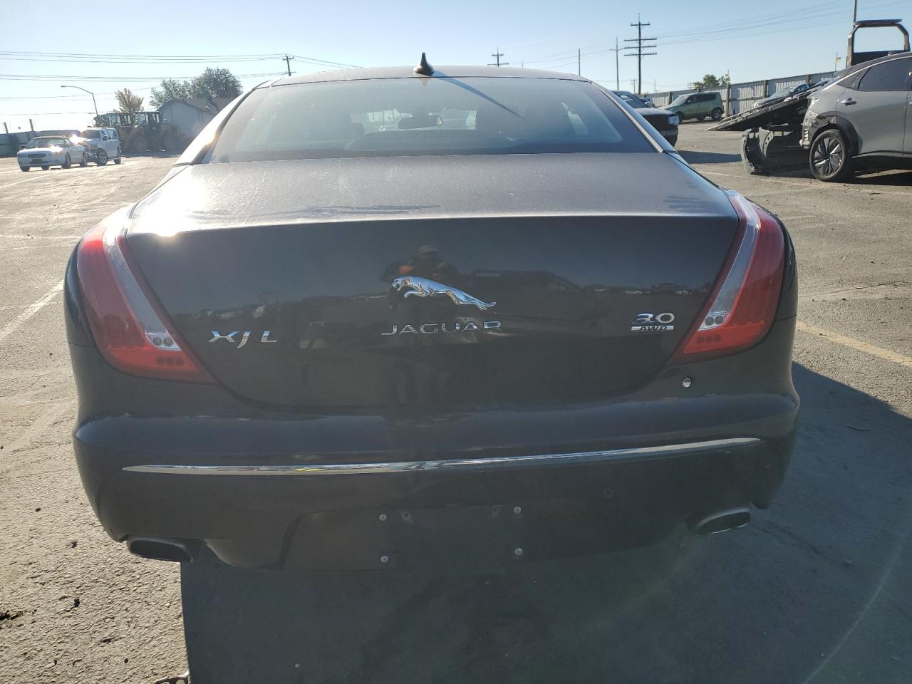2015 Jaguar Xjl Portfolio VIN: SAJWJ2GD7F8V83352 Lot: 82326275