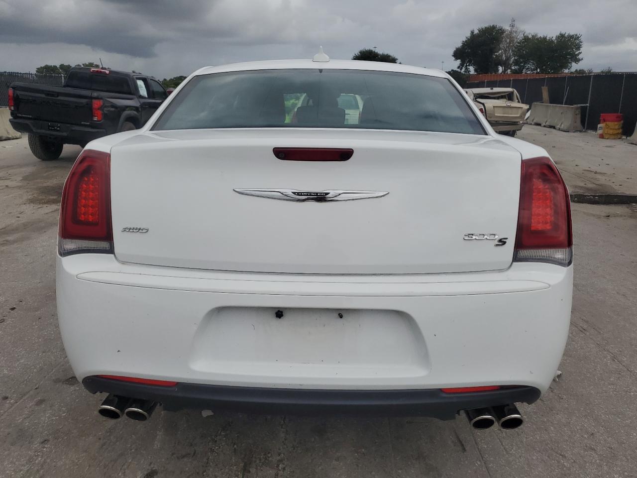 2016 Chrysler 300 S VIN: 2C3CCAGG3GH164396 Lot: 85510695