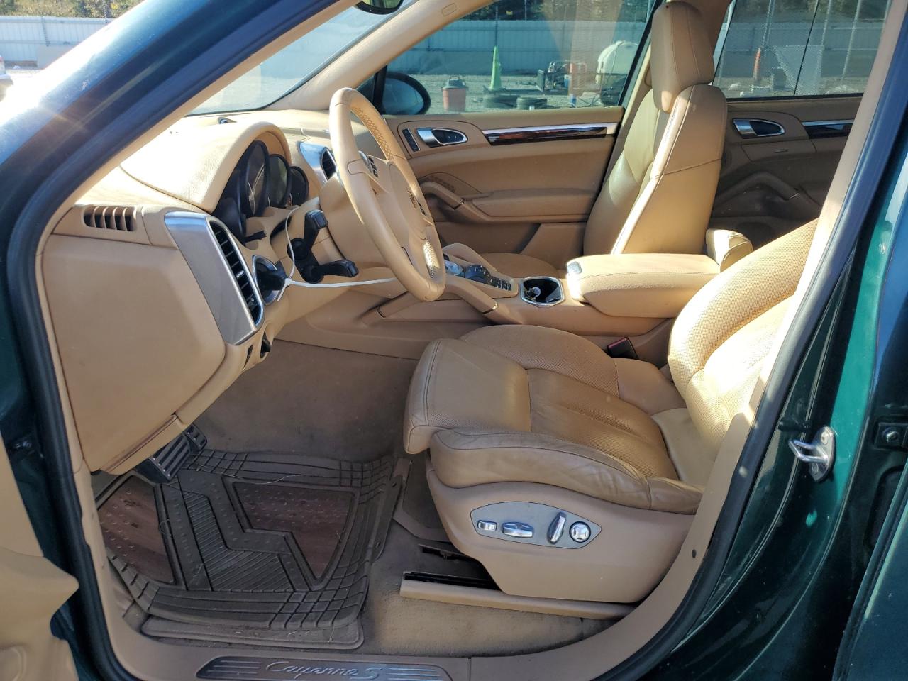 2012 Porsche Cayenne S Hybrid VIN: WP1AE2A27CLA93151 Lot: 43512666