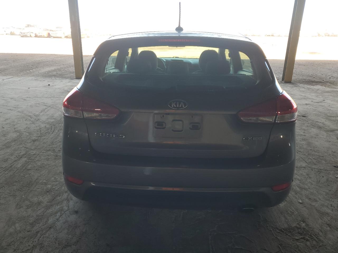 2016 Kia Forte Ex VIN: KNAFX5A88G5631080 Lot: 90904675