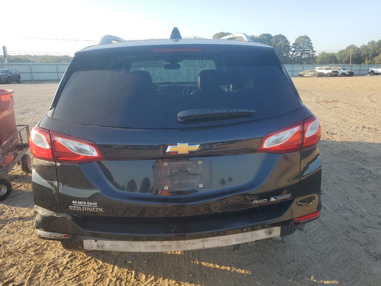 2018 Chevrolet Equinox Premier VIN: 2GNAXVEV0J6224340 Lot: 82177225