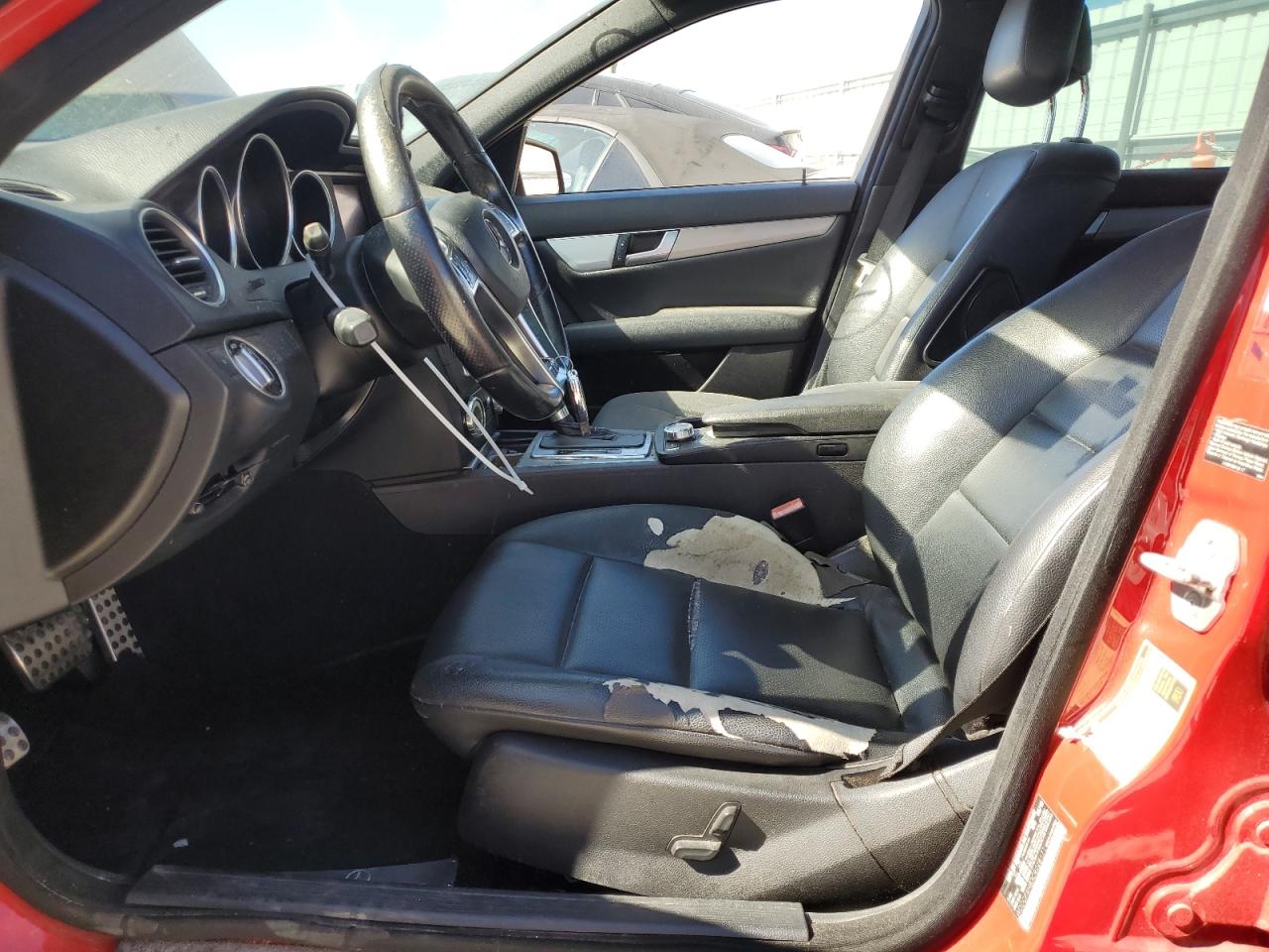 2012 Mercedes-Benz C 250 VIN: WDDGF4HB3CR228171 Lot: 84421795