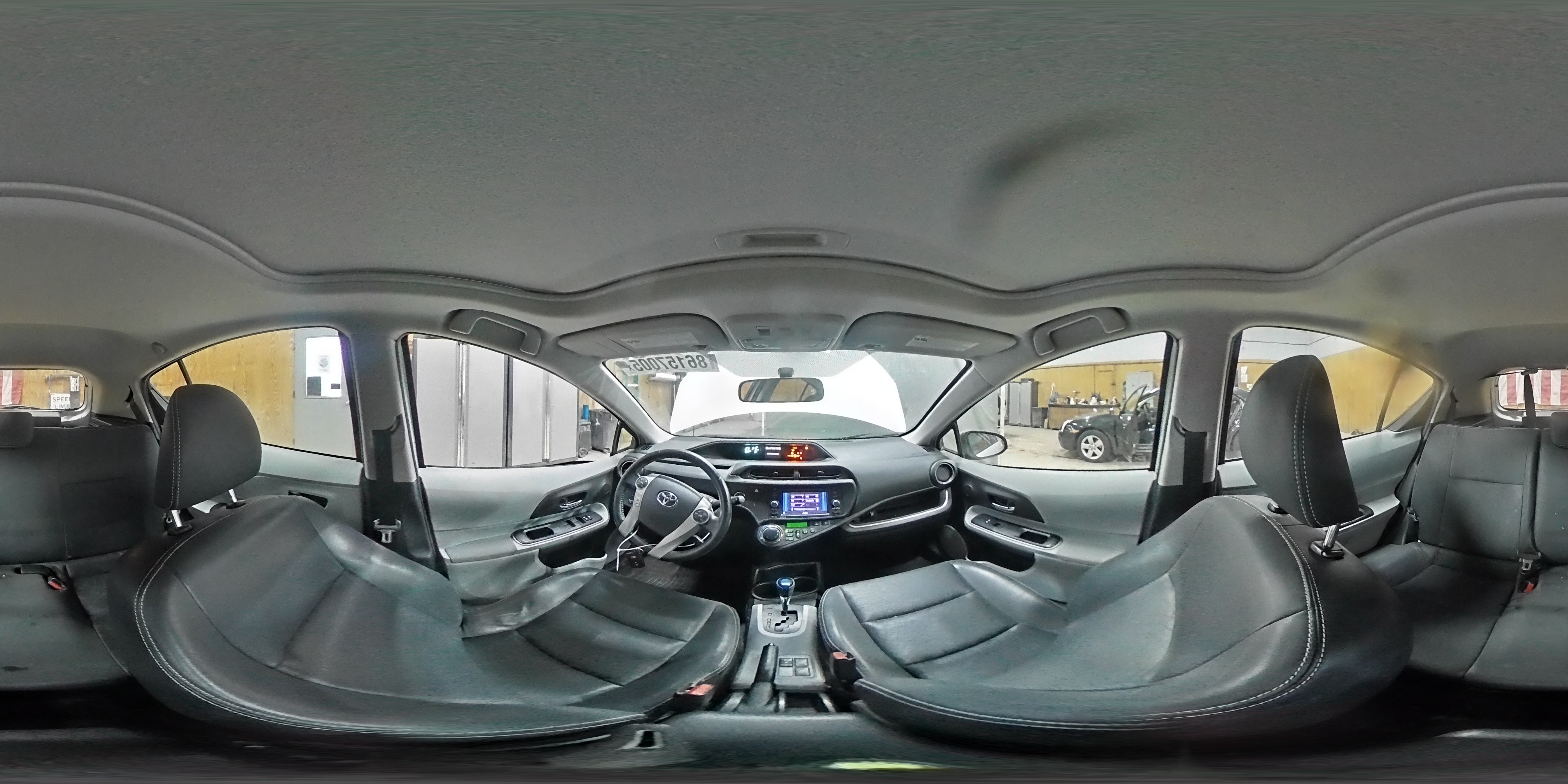 2014 Toyota Prius C VIN: JTDKDTB31E1060117 Lot: 86157005