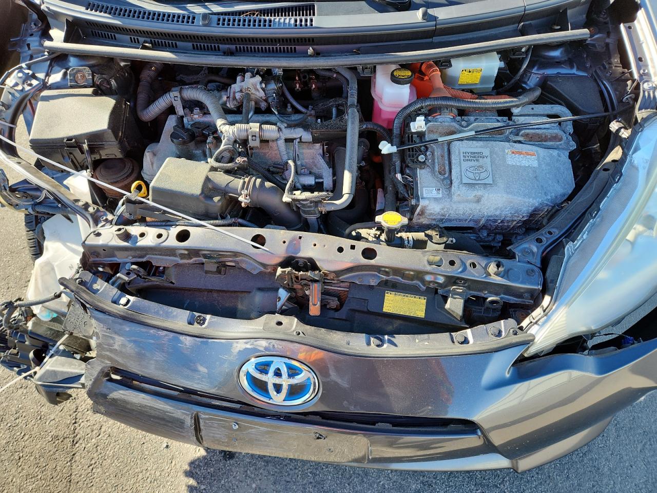 2013 Toyota Prius C VIN: JTDKDTB35D1556567 Lot: 89633185