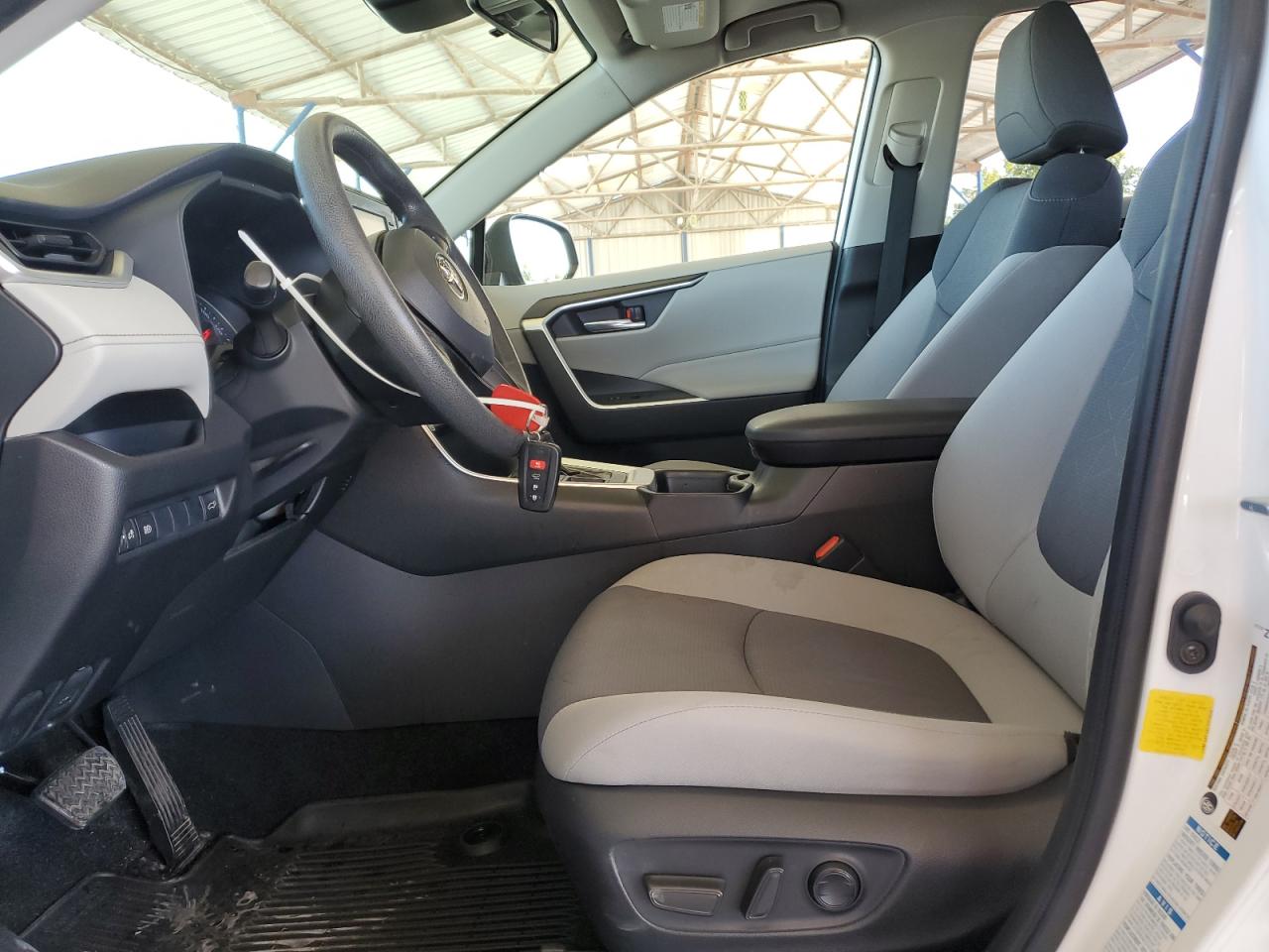 2020 Toyota Rav4 Xle VIN: JTMP1RFV8LD058082 Lot: 82181885