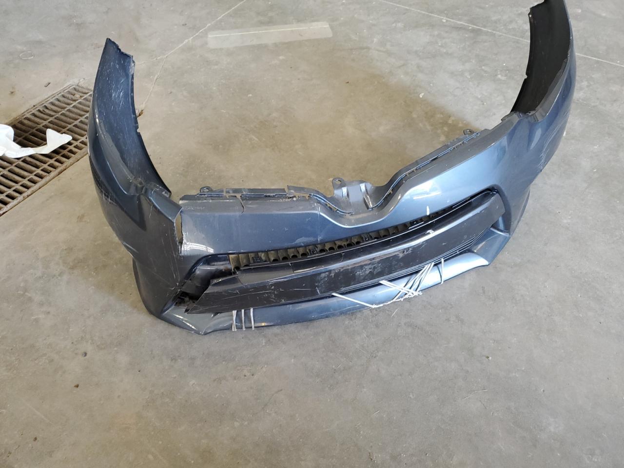 2015 Toyota Corolla L VIN: 5YFBURHE9FP340568 Lot: 81980655