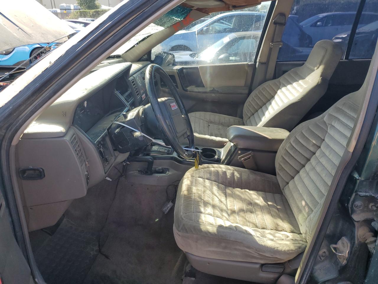 1993 Jeep Grand Cherokee Laredo VIN: 1J4GZ58S2PC135460 Lot: 85374815