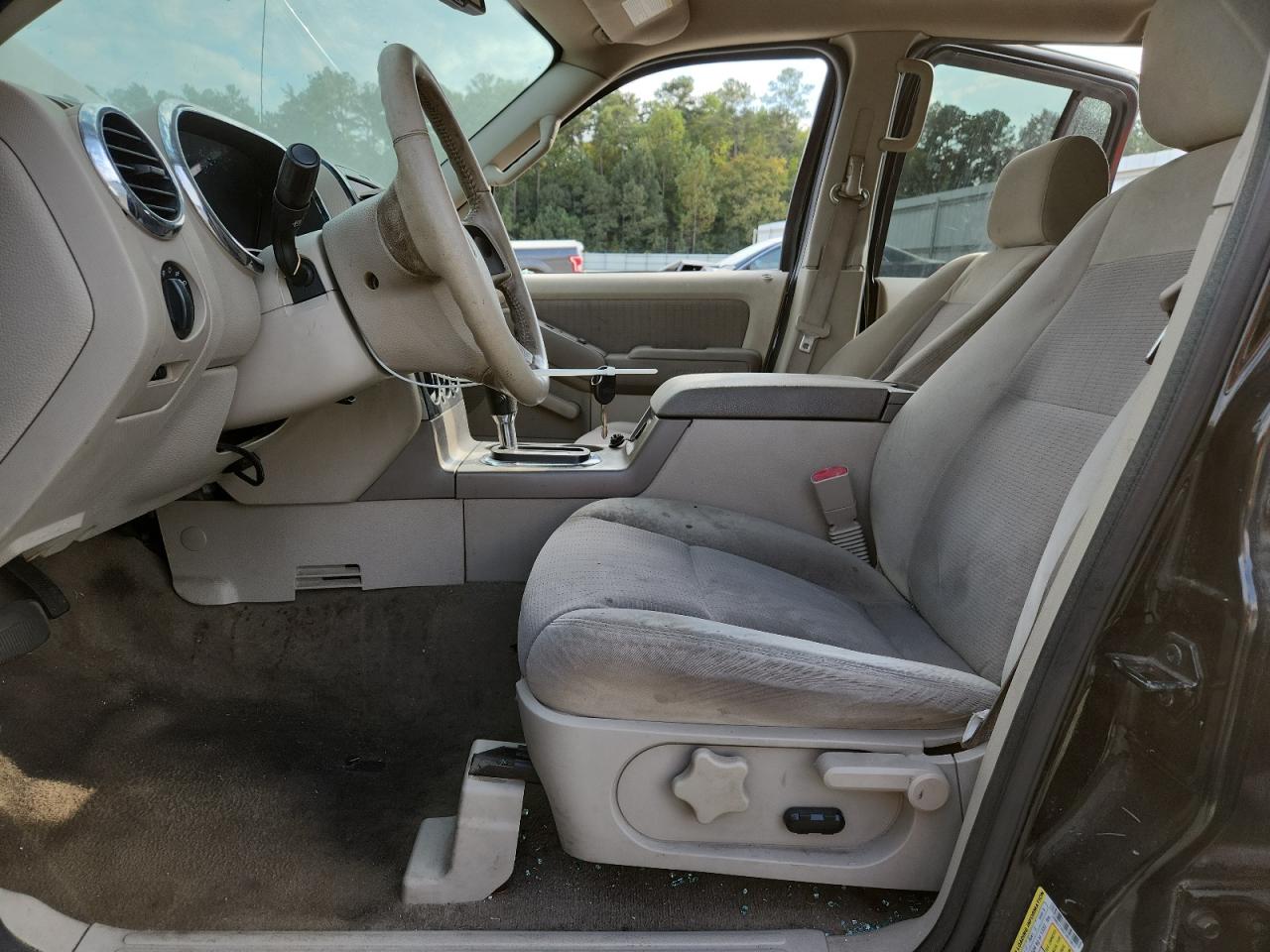 2007 Ford Explorer Xlt VIN: 1FMEU73E67UB72817 Lot: 85917695