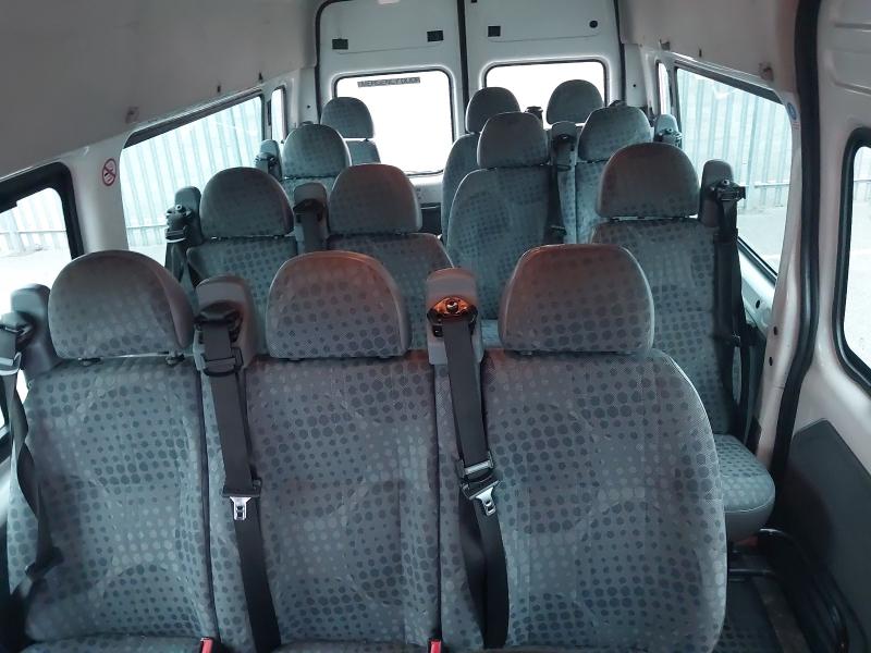 2009 FORD  MEDIUM ROOF 15 SEATER TDCI 100PS