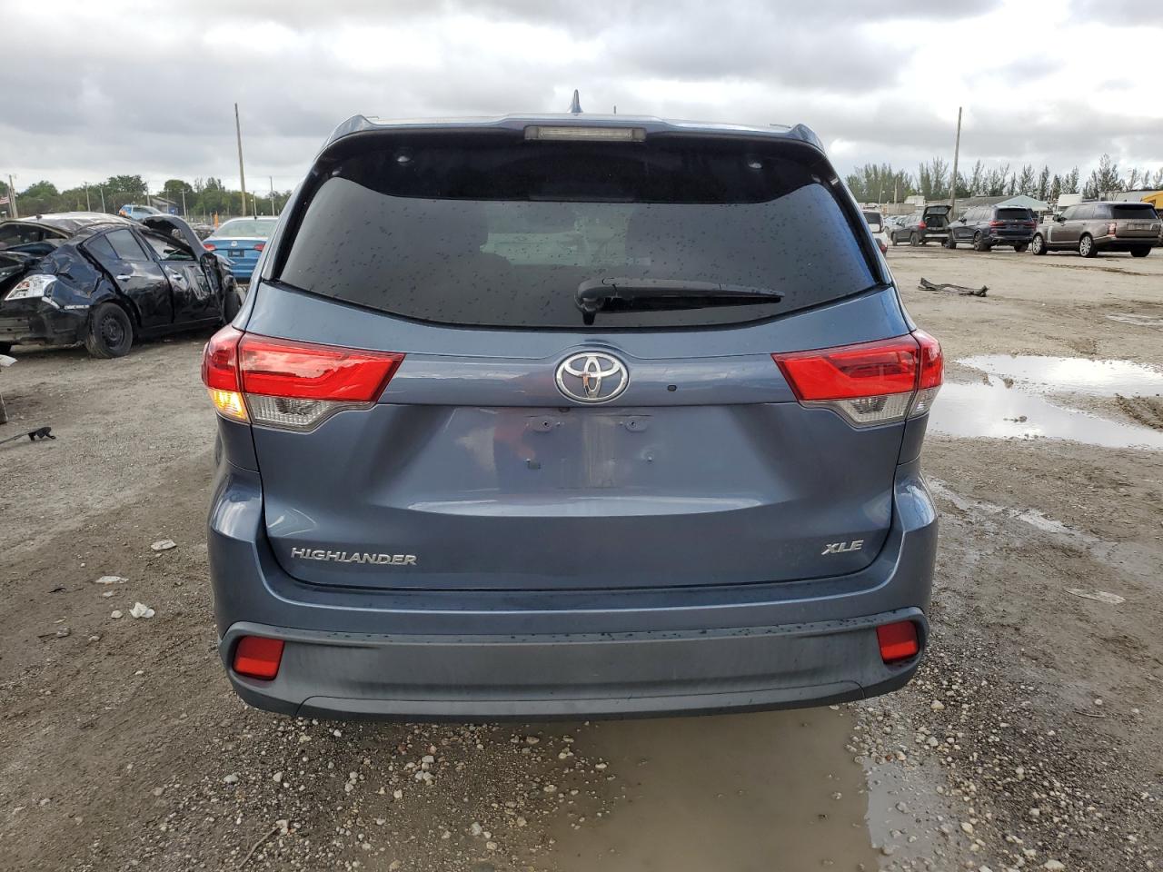 2019 Toyota Highlander Se VIN: 5TDKZRFH1KS309170 Lot: 85129785