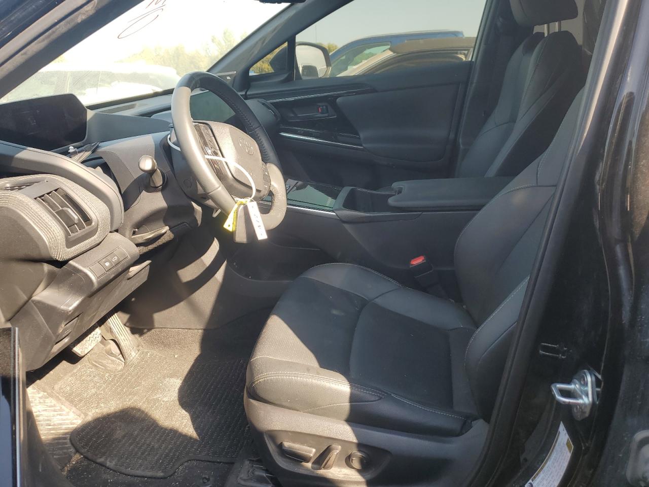 2023 Toyota Bz4X Xle VIN: JTMABACA7PA013731 Lot: 83756835