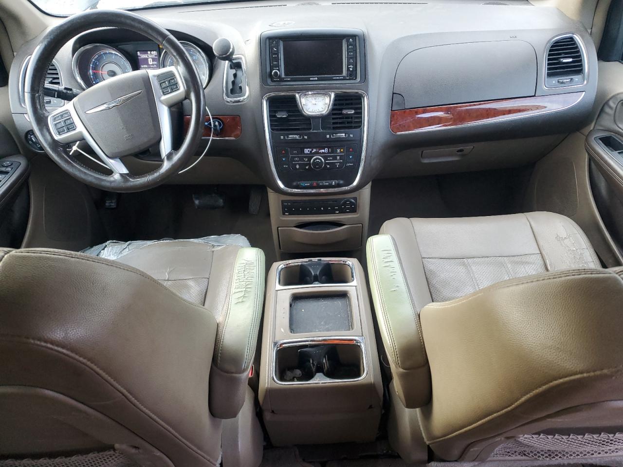 2013 Chrysler Town & Country Touring L VIN: 2C4RC1CG9DR590272 Lot: 82732085