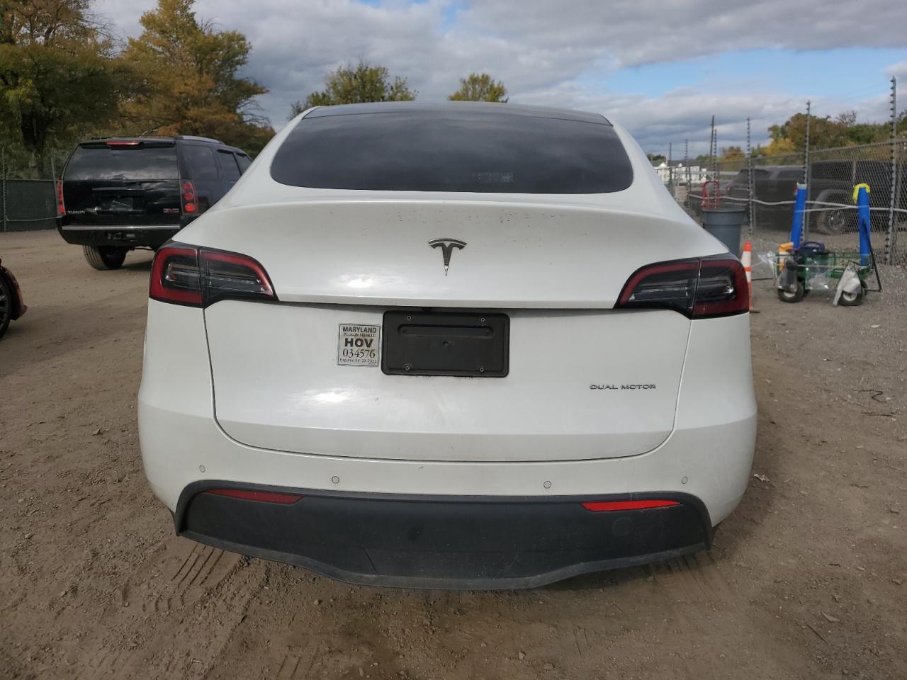 2022 Tesla Model Y VIN: 7SAYGDEE6NF319750 Lot: 85099765