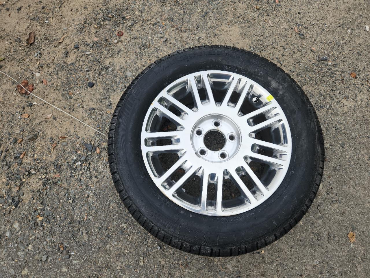 2011 Lincoln Town Car Signature Long Wheelbase VIN: 2LNBL8FV3BX762627 Lot: 90146575