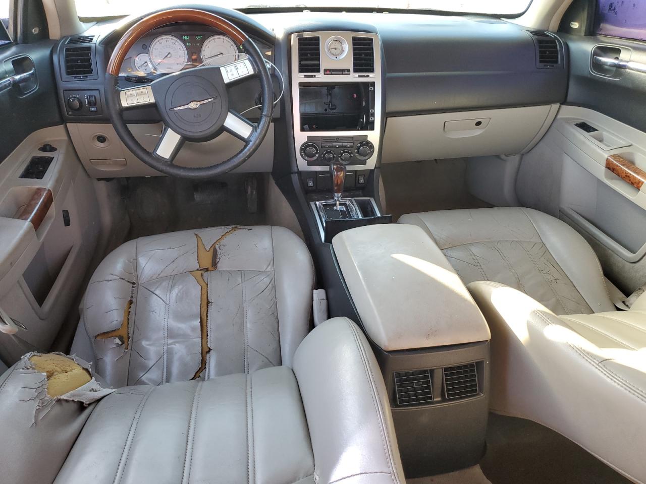 2006 Chrysler 300C VIN: 2C3KA63H06H498140 Lot: 90664295