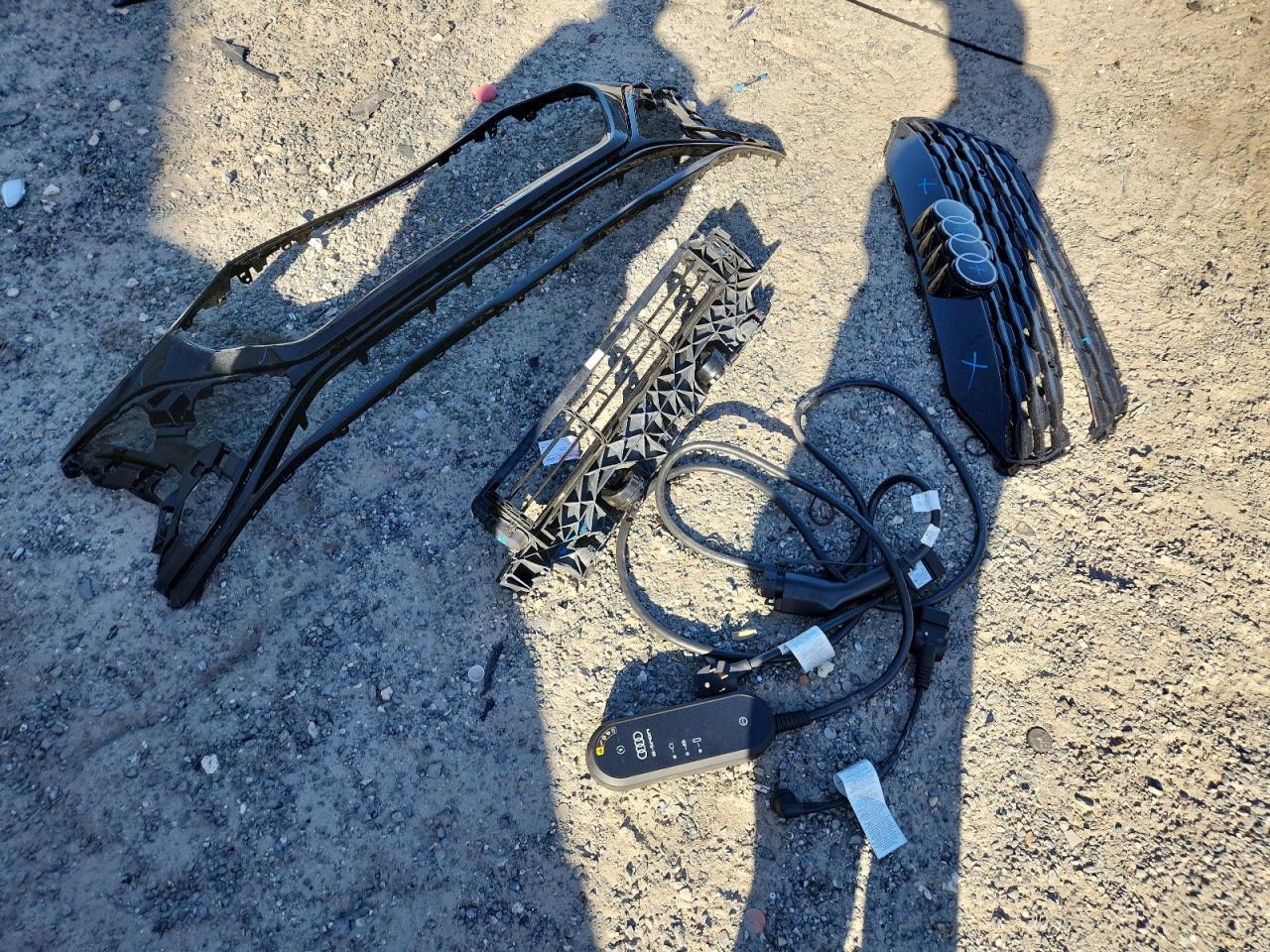 2024 Audi Q8 E-Tron Premium Plus VIN: WA15AAGE3RB058576 Lot: 86229595