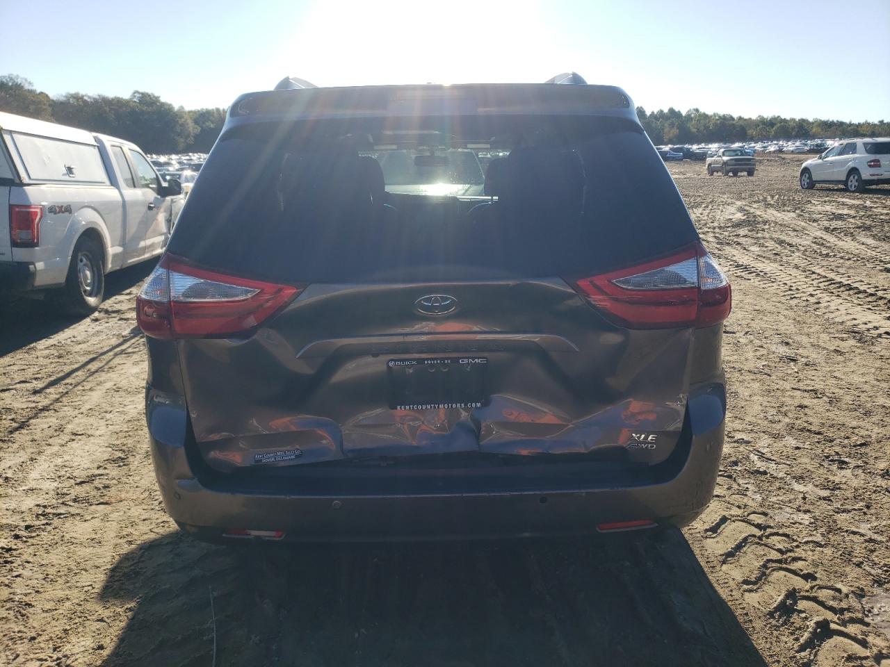 2016 Toyota Sienna Xle VIN: 5TDDK3DC7GS138000 Lot: 86482985