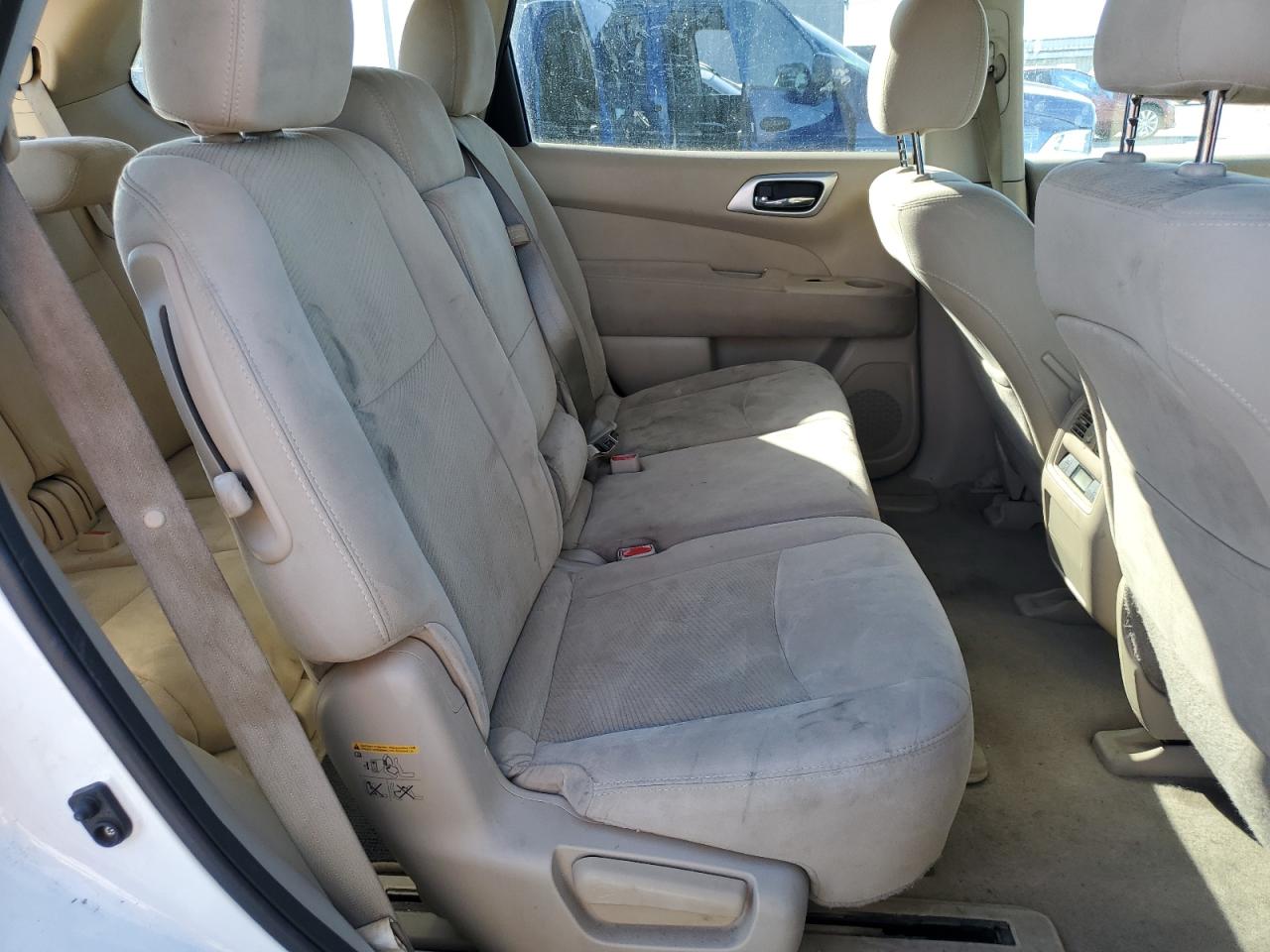 2015 Nissan Pathfinder S VIN: 5N1AR2MN3FC676618 Lot: 85287655