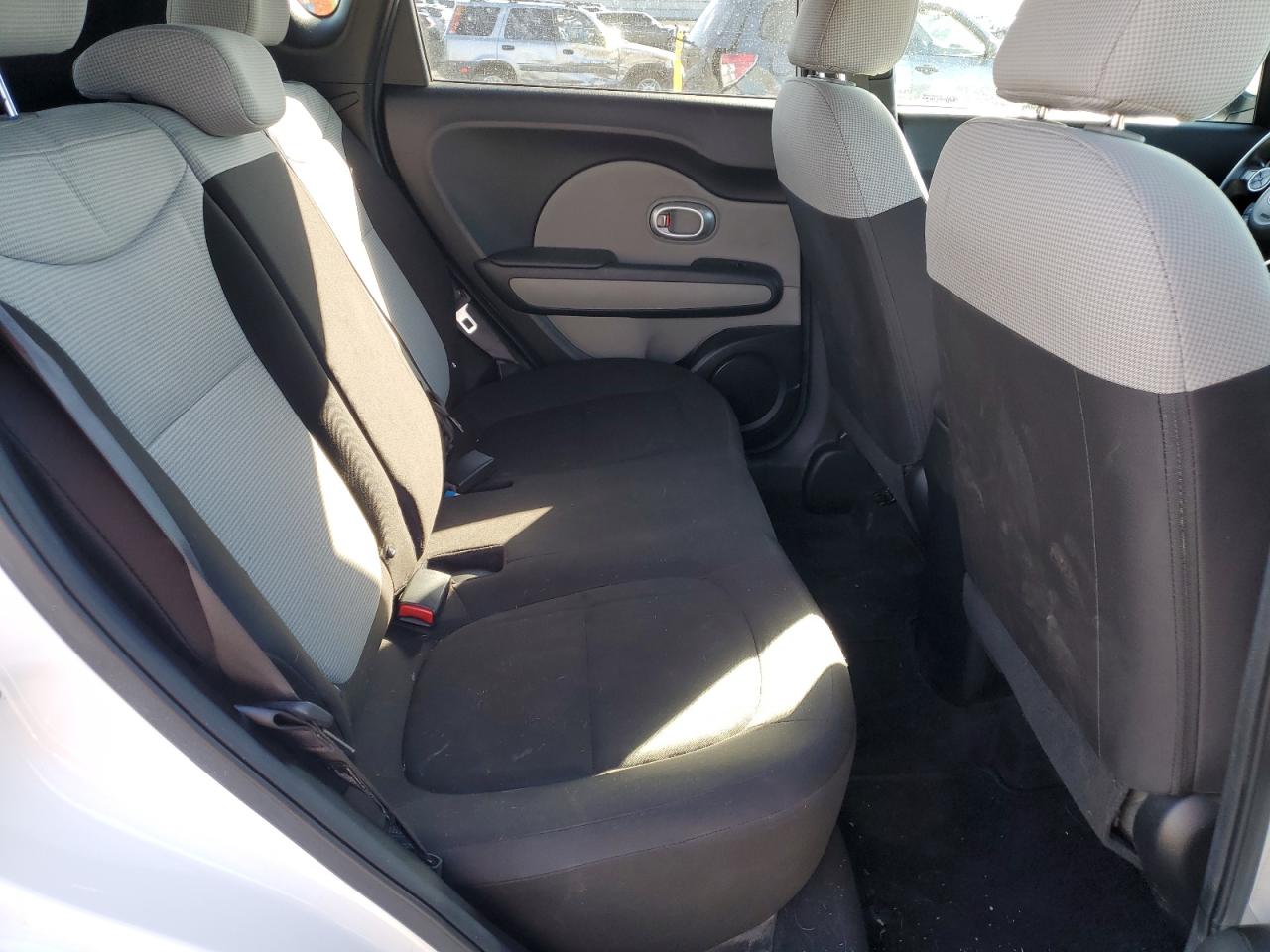 2016 Kia Soul VIN: KNDJN2A2XG7387451 Lot: 82349135