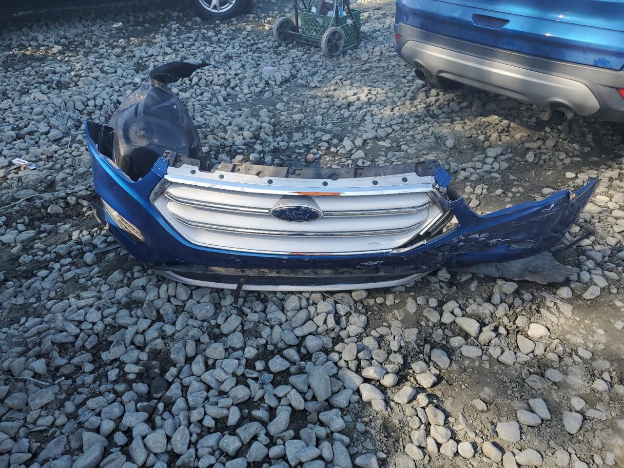 2018 Ford Escape Se VIN: 1FMCU0GDXJUA60139 Lot: 82719925