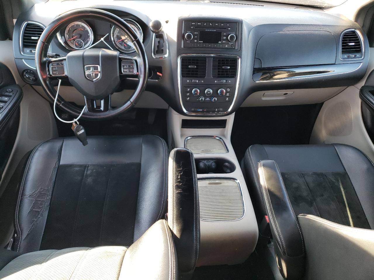 2017 Dodge Grand Caravan VIN: 2C4RDGCG2HR581001 Lot: 89553445