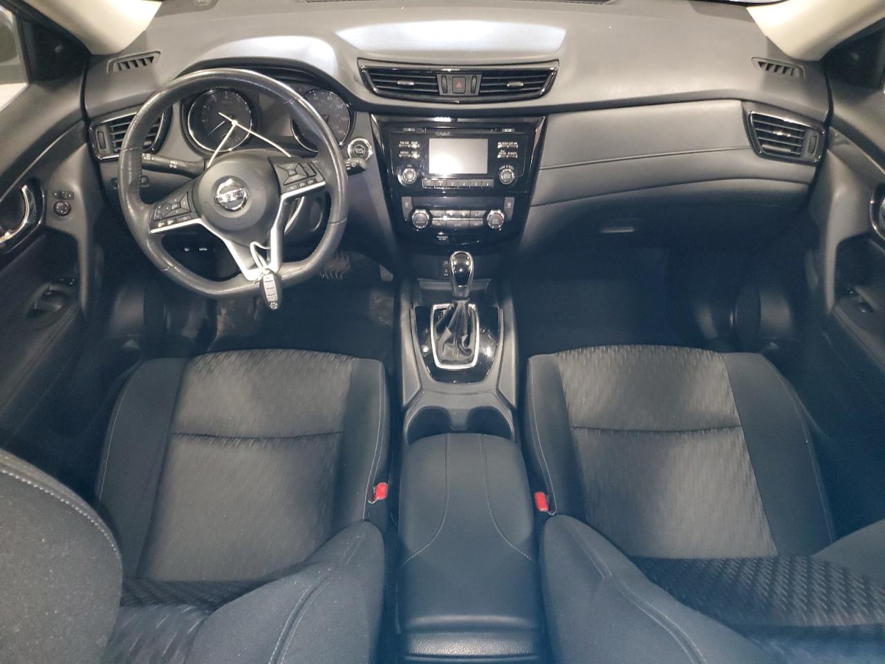 2017 Nissan Rogue S VIN: KNMAT2MV6HP607763 Lot: 81999735