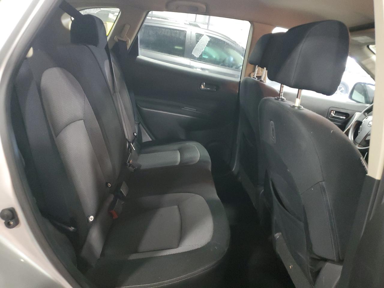 2011 Nissan Rogue S VIN: JN8AS5MV8BW288467 Lot: 85189105