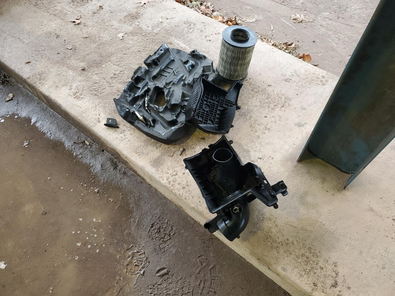 2018 Ford Escape Se VIN: 1FMCU9GD9JUA06268 Lot: 90476145