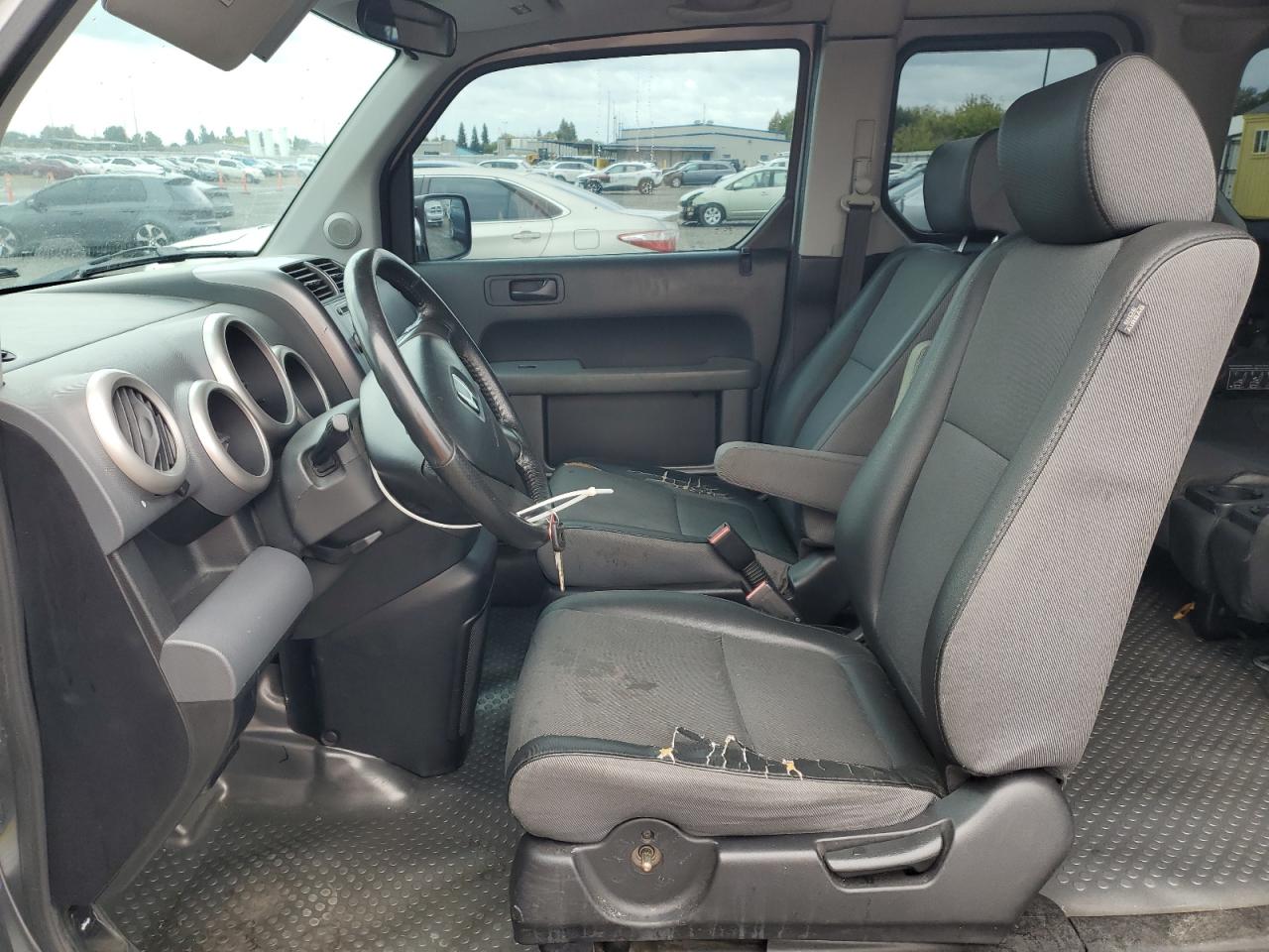 2005 Honda Element Ex VIN: 5J6YH28645L033390 Lot: 82179135