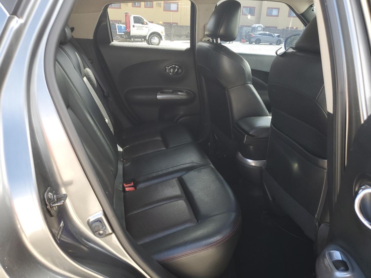 2011 Nissan Juke S VIN: JN8AF5MR7BT017361 Lot: 84802605