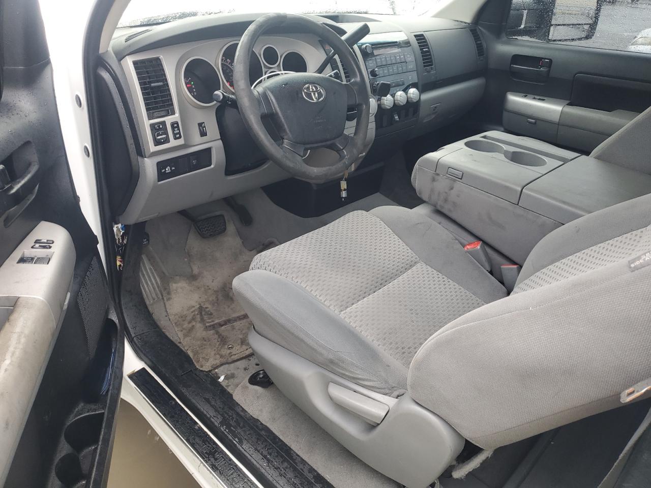 2007 Toyota Tundra VIN: 5TFJV52137X001864 Lot: 84597185