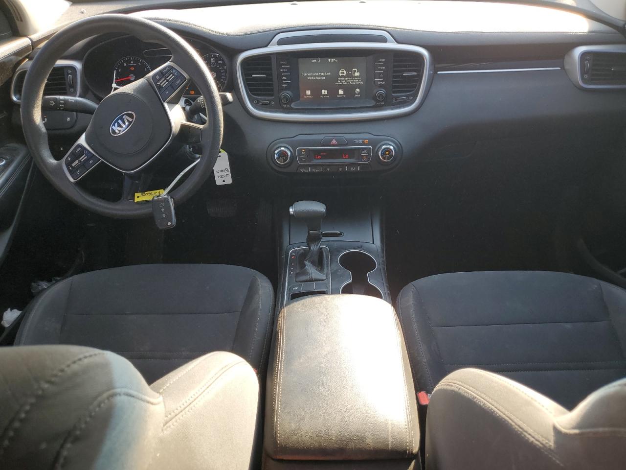 2019 Kia Sorento Lx VIN: 5XYPG4A51KG509863 Lot: 82001735