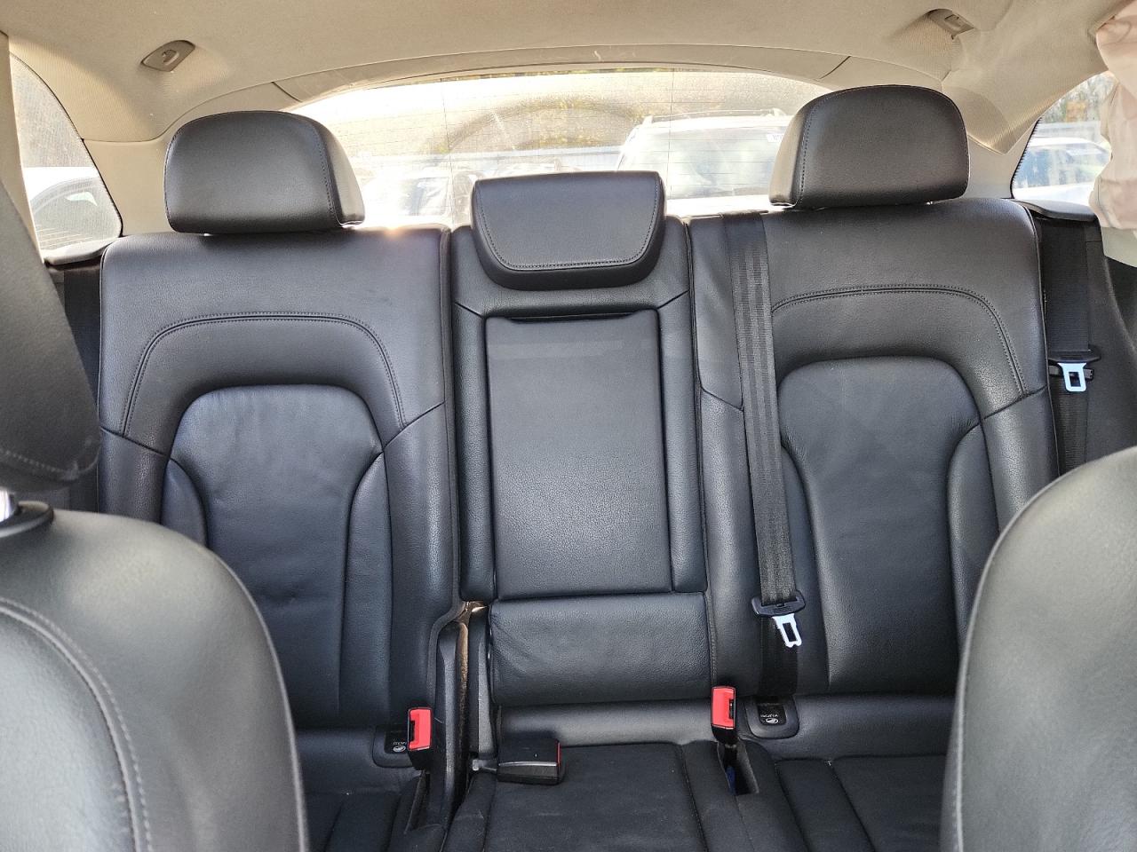 2012 Audi Q5 Premium VIN: WA1CFAFP3CA002761 Lot: 89438315