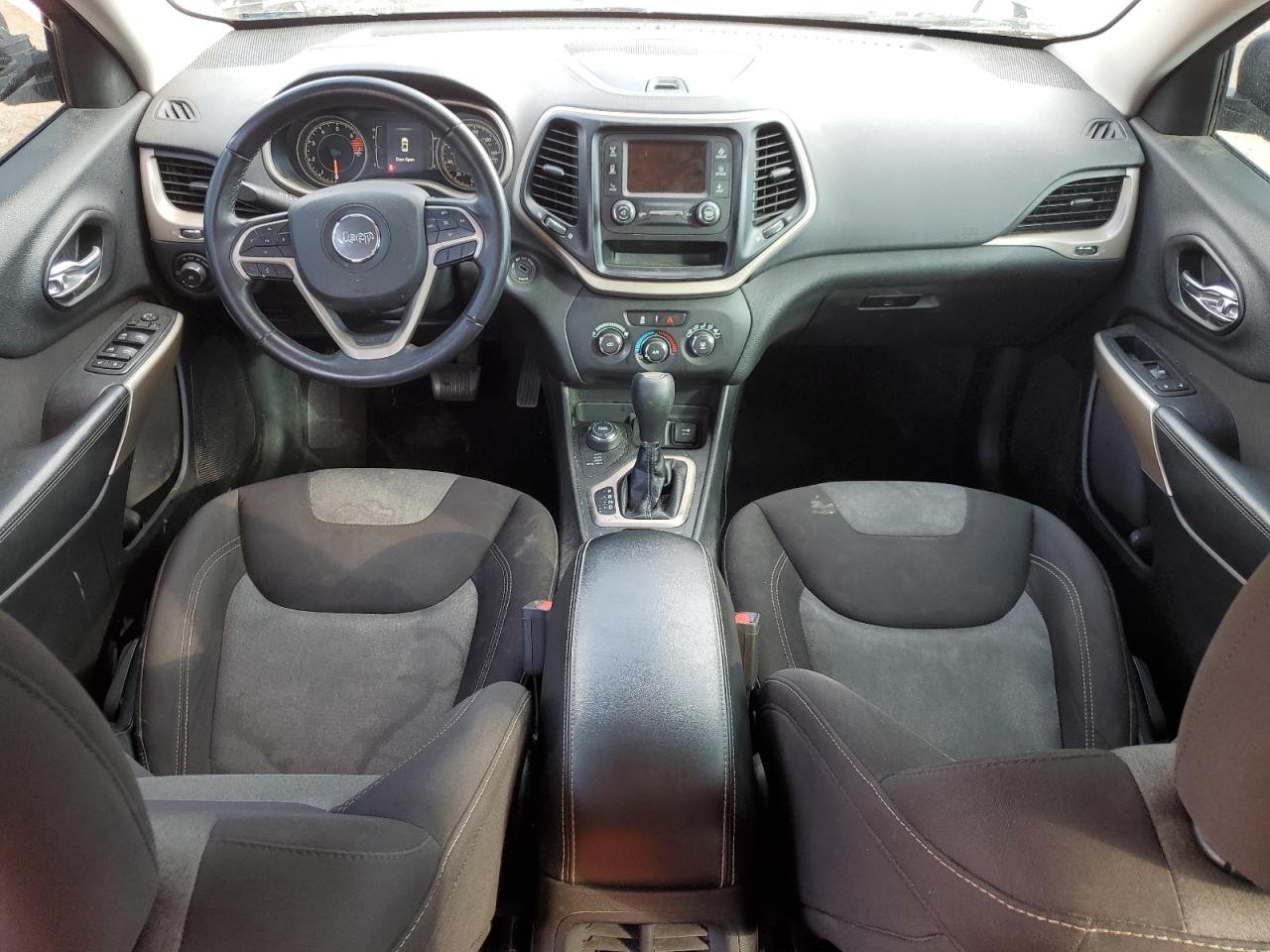 2018 Jeep Cherokee Latitude VIN: 1C4PJMCB2JD559558 Lot: 86327005