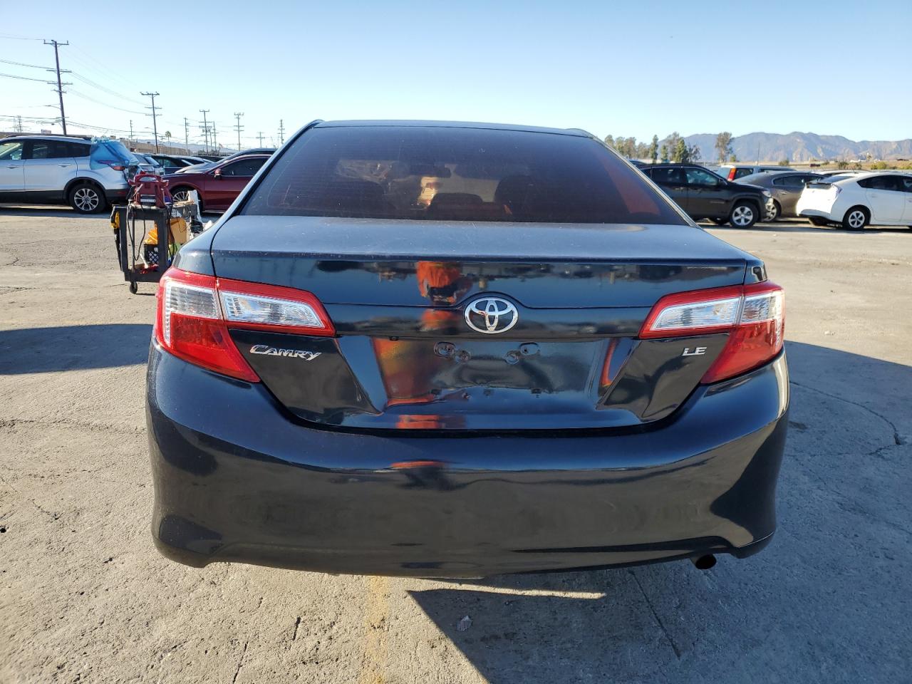 2014 Toyota Camry L VIN: 4T4BF1FK7ER403237 Lot: 86547585