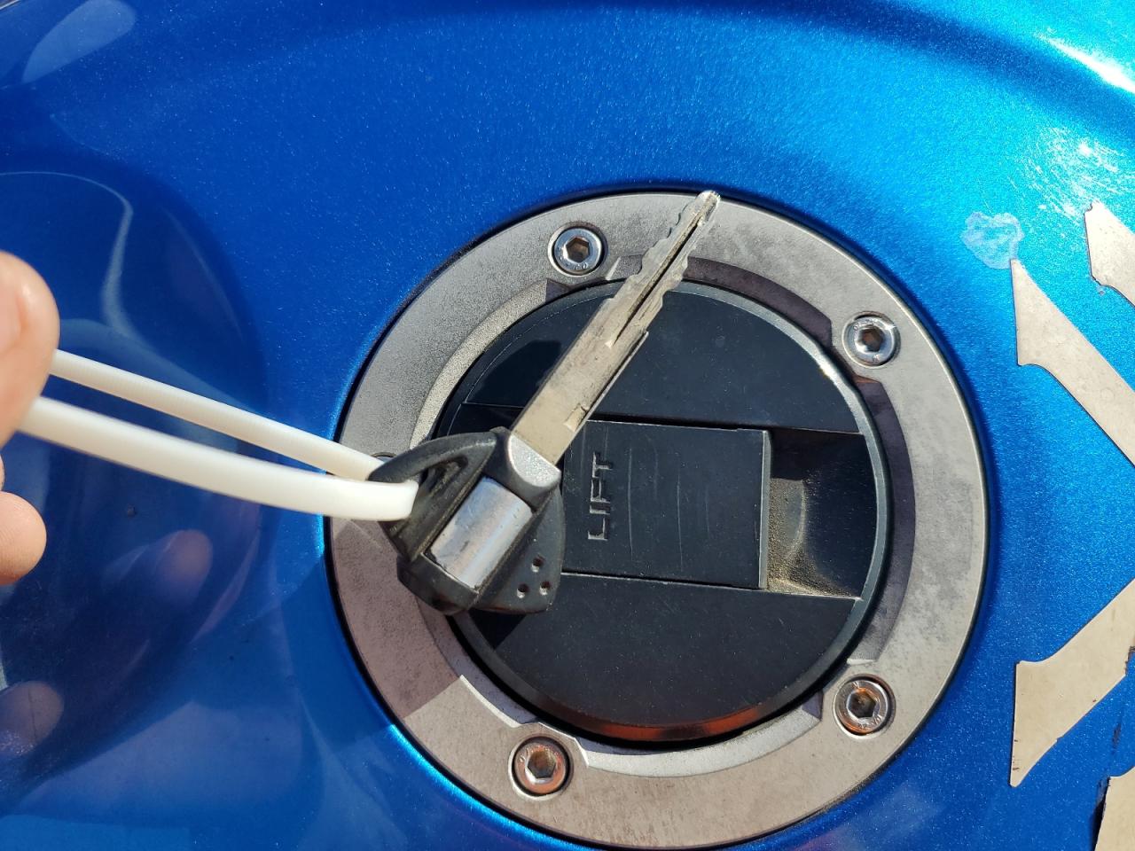 2013 Suzuki Gsx-R600 VIN: JS1GN7FA9D2101597 Lot: 82270815