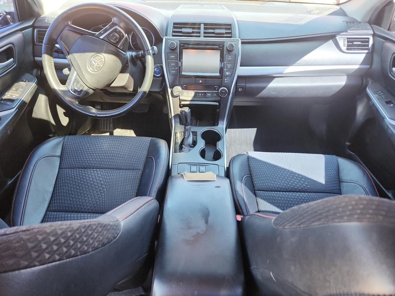 2015 Toyota Camry Hybrid VIN: 4T1BD1FK4FU157992 Lot: 84356855